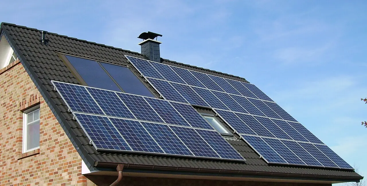 Installation panneaux solaires résidentiels & entreprises