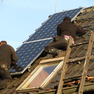 Installation panneaux solaires résidentiels & entreprises